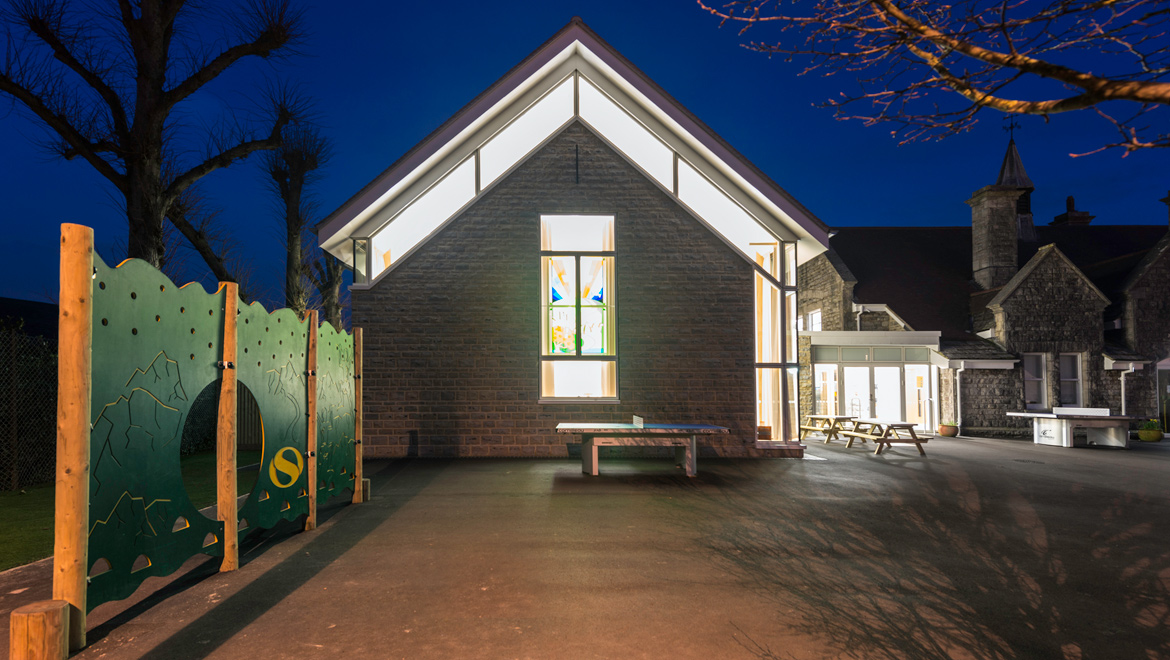 Corfe-Castle-Primary-School-External-View-(1)